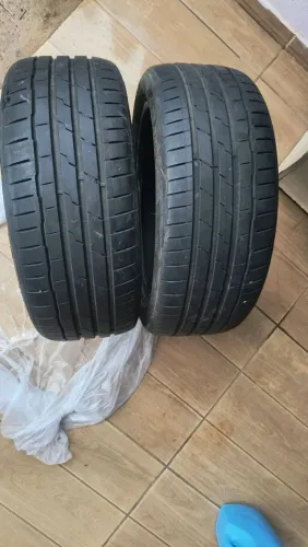 Vendo 04 pneus usado bom estado de uso na medida 225/45/18 marca Hankook ventus S1 evo 3
