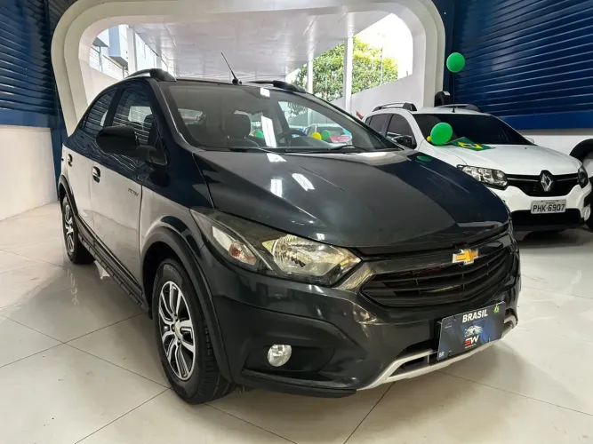 Chevrolet Onix Activ 1.4 8V Flex Mec. 4P 2017