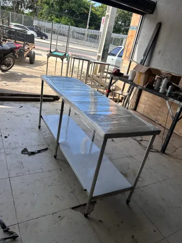 Mesa de inox 