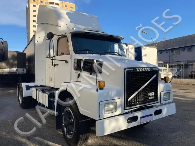 VOLVO N10 ANO 1983 LEITO
