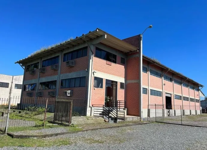 GALPÃO no PORTO GRANDE com 0 quartos para LOCAÇÃO, 1200 m²