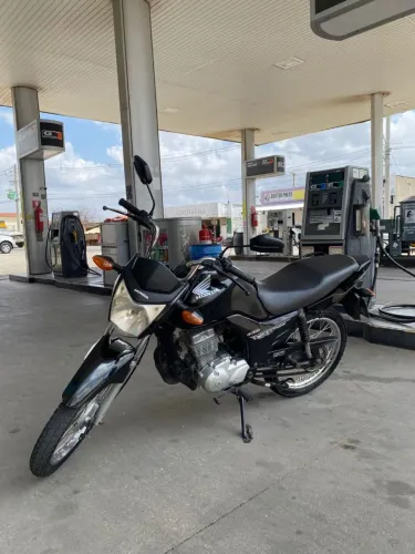 Vende-se Fan 125, 2014.
