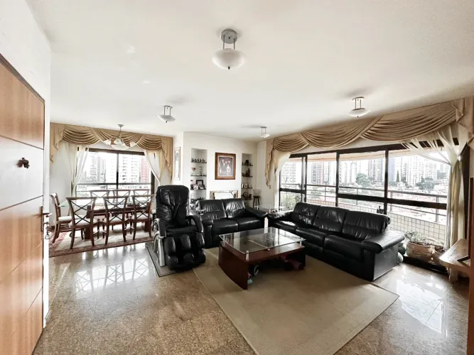 Apartamento para venda em Vila Mariana com 4 quartos, sendo 2 suítes, 177m²