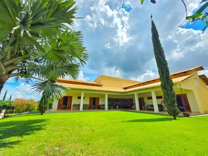 Chácara Alto Padrão 4.000m² 4 Suítes + Casa Hóspedes Piscina Aquecida & Gourmet Completo