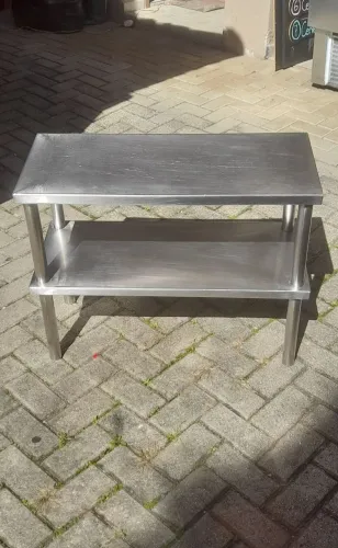 Mesa Bancada industrial em aço inox 304 com prateleira inferior