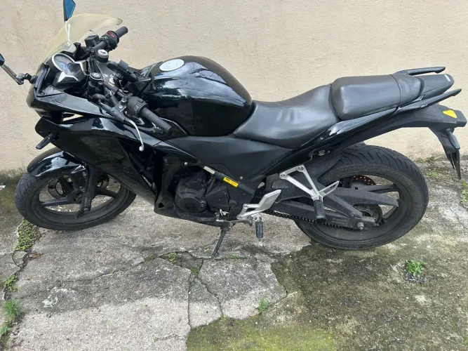 CBR 250 R