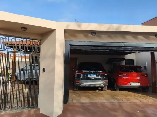 Casa em bairro nobre de Cravinhos