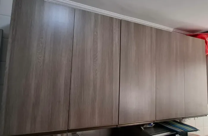 Armário Aéreo de Cozinha 4 Portas | Excelente Estado | Amplo Espaço Interno