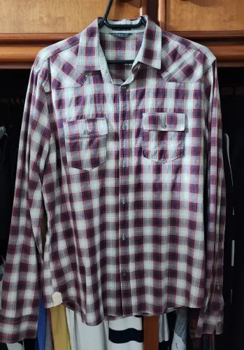 Camisa xadrez marca Carmim