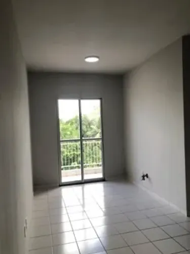 ALUGA-SE APARTAMENTO NO TOTAL LIFE, 3/4 SENDO UMA SUITE