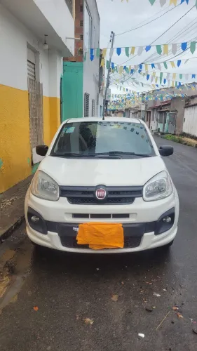 Fiat Uno Attractive 1.0 Flex 6V 5P 2017