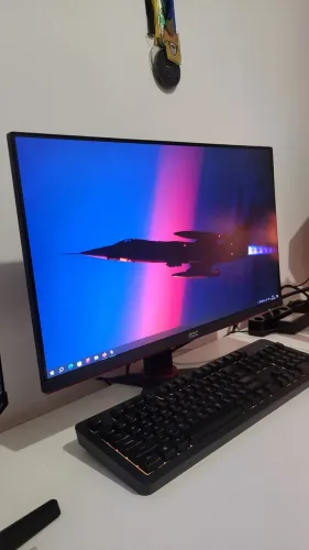 AOC HERO 24" 100Hz - Funcionando perfeitamente | Excelente estado