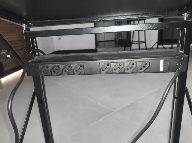 Filtro de Linha Ll Audio 8 Tomadas Ll9t6kl Led