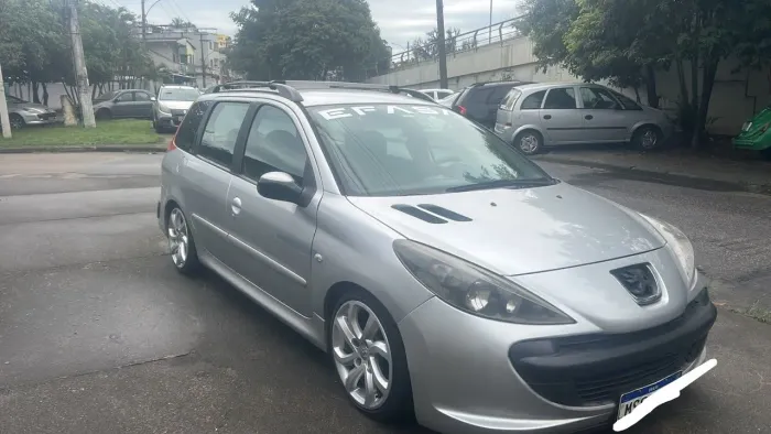 Peugeot 207 SW XR 1.4 Flex 8V 5P 2009