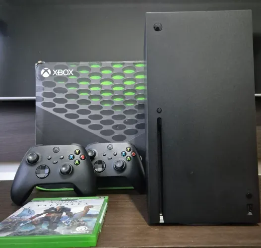 XBOX SERIES X 1TB + 2 CONTROLE E 1 JOGO