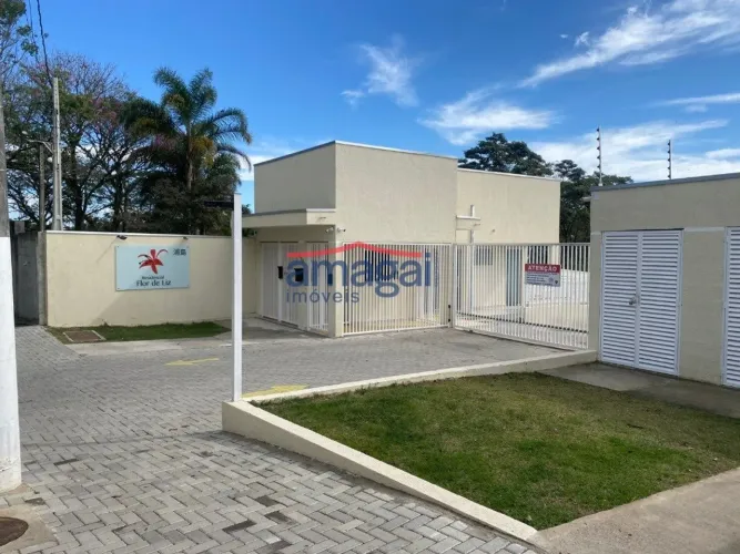 Casa para alugar com 2 quartos no Condomínio Flor de Liz no Jardim Nova Esperança