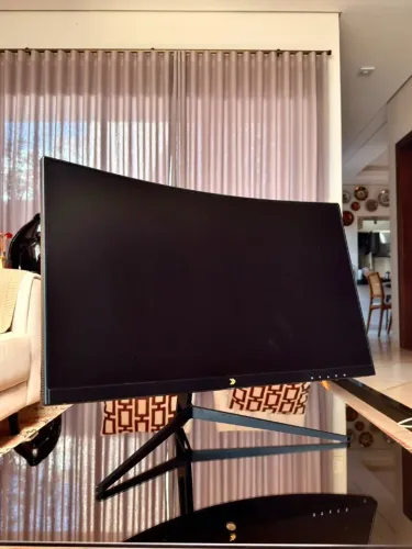 MONITOR CURVO 180HZ/24?/FULLHD (PEGO SEU USADO NA TROCA)