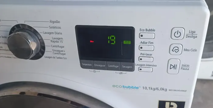 Lava e seca 10 kg .220v funciona todas as funções