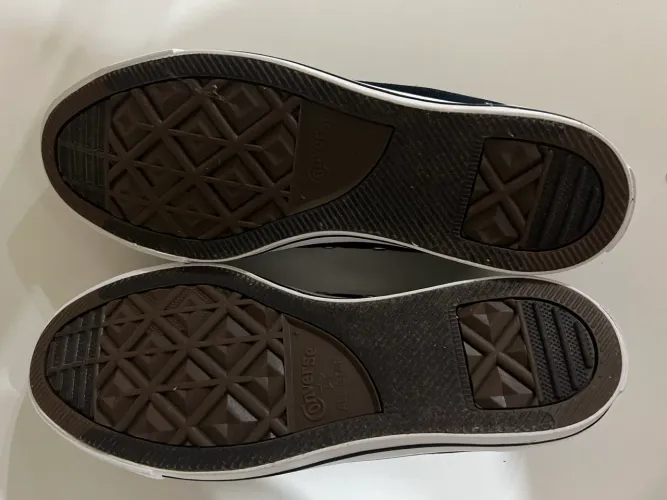 VENDO CONVERSE ALL STAR - NOVO