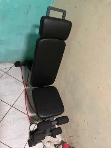 Vendo banco de musculação, só retirei da embalagem e usei somente uma vez