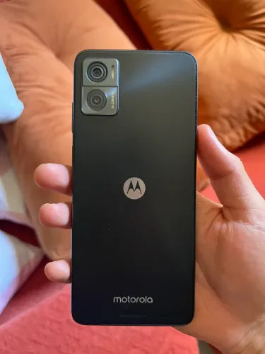 VENDE-SE MOTOROLA E22