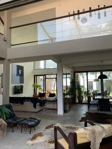 Casa Duplex | Porto das Dunas | 257m² | 05 Quartos | 04 Vagas