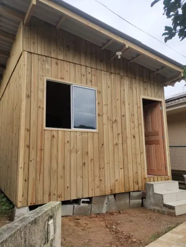 ALUGO KIT NET NOVA COM UM QUARTO COM SUÍTE UMA COZINHA
