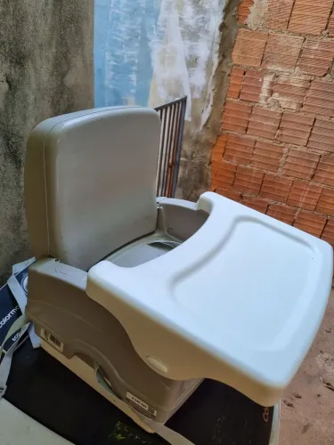 Cadeira infantil para refeições