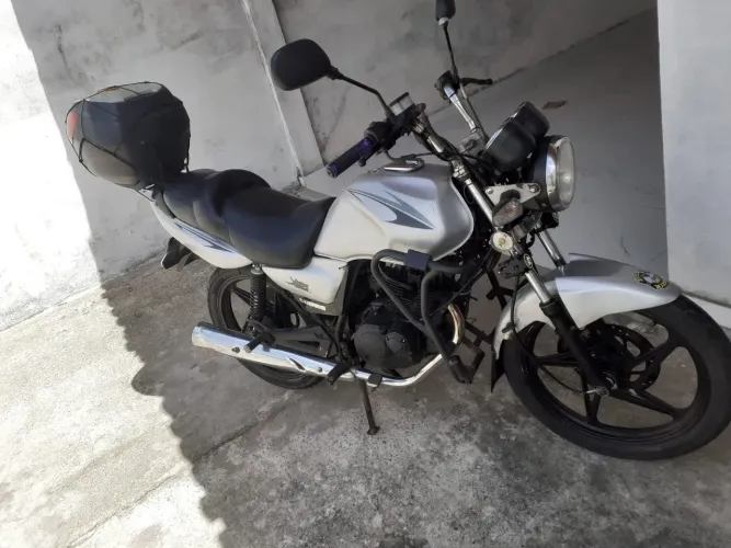 SUZUKI EN 125 YES