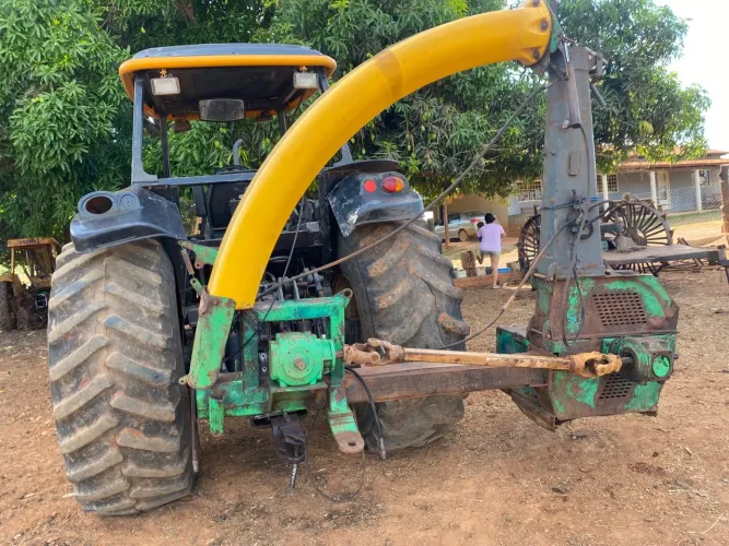 Atenção forrageira jf c120 cardan
