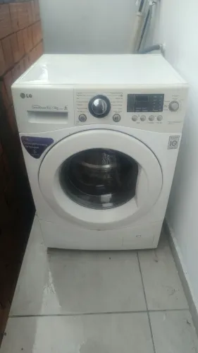 Vendo maq lavar e secar roupa