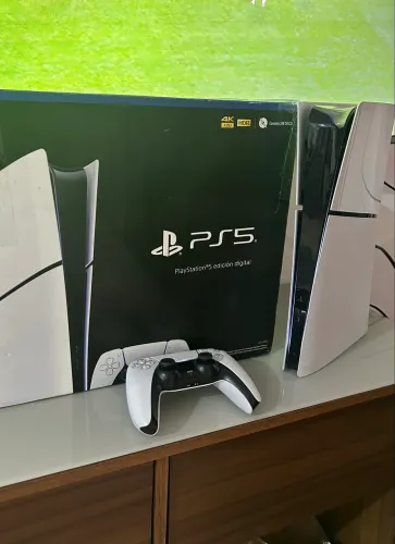PlayStation 5 Slim 1TB 