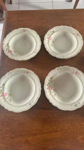 Pratos fundos kpm