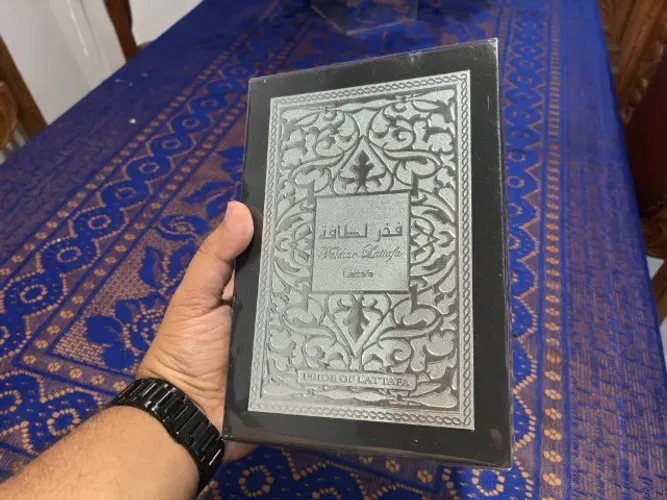 Fakhar Black