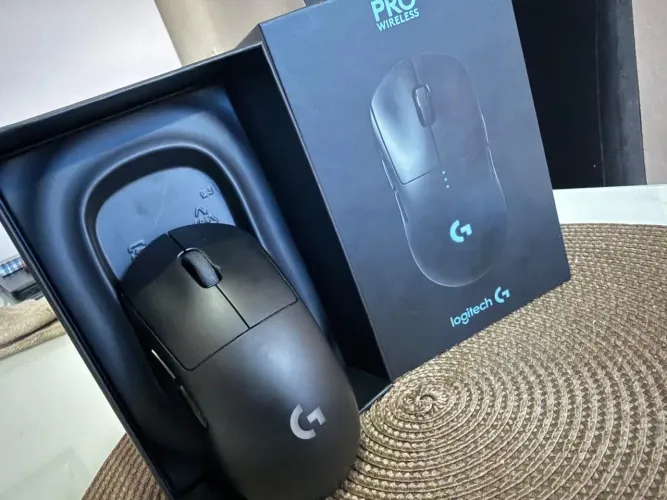 Mouse Gamer Logitech GPro Sem Fio Wireless