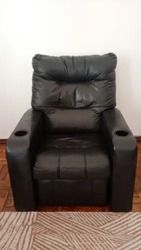 Poltrona reclinável para home theater. Para mais detalhes entrar em contato no chat!
