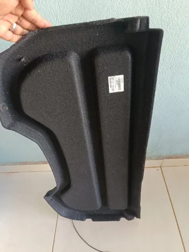 Tampão do porta malas do Renault kiwd 2023