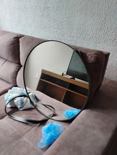 VENDE - SE ESSE ESPELHO DE PAREDE