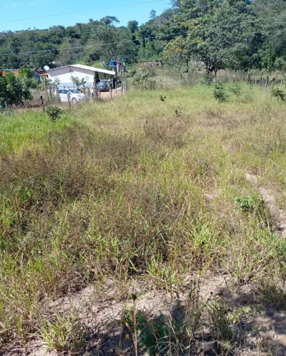 Lote de 1.280 metros na fercal catingueiro, aceito troca em imóveis ou carro
