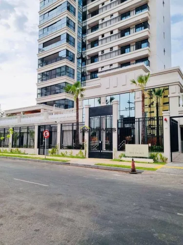 Apartamento de Alto Padrão à Venda no The Pallace Jóquei