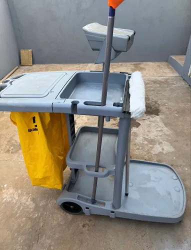 Carrinho funcional limpeza