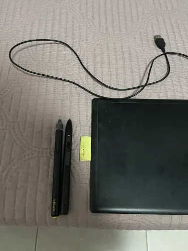 Mesa digitalizadora Wacom - leia a descrição