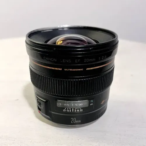Lente Canon EF 20mm f/2.8 USM