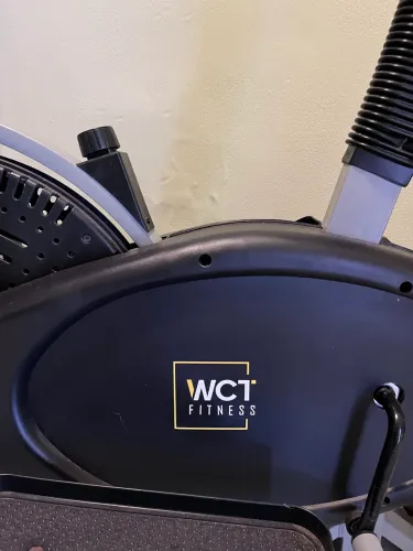 Máquina elíptico WCT Fitness
