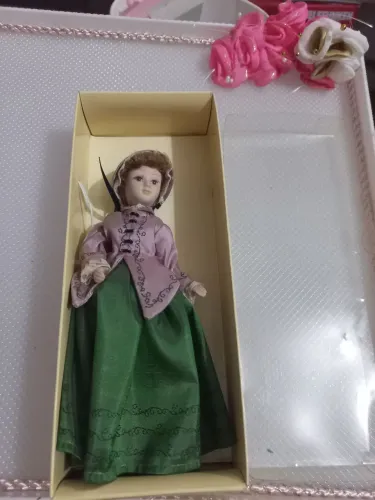 Boneca damas de época