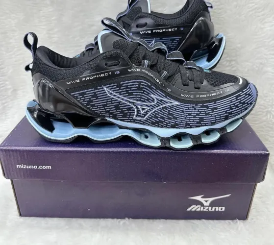 Mizuno Waze Prophecy 13