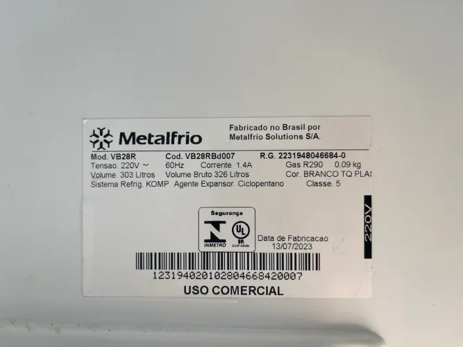 Refrigerador metalfrio