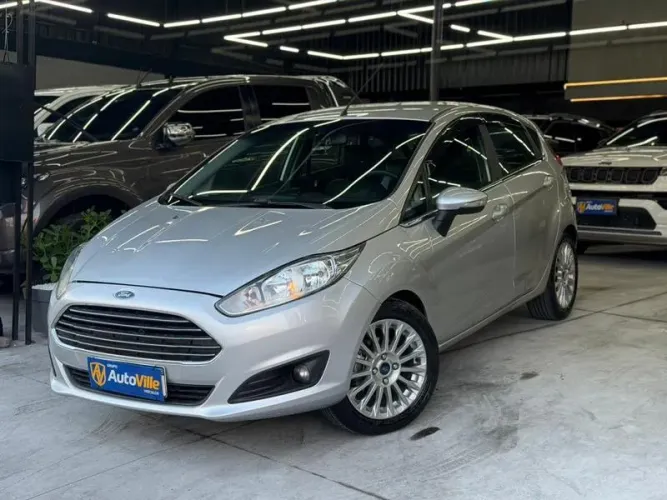 Ford Fiesta Titanium 1.6 16V Flex Mec. 2017