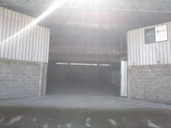 Galpão 600 m2
