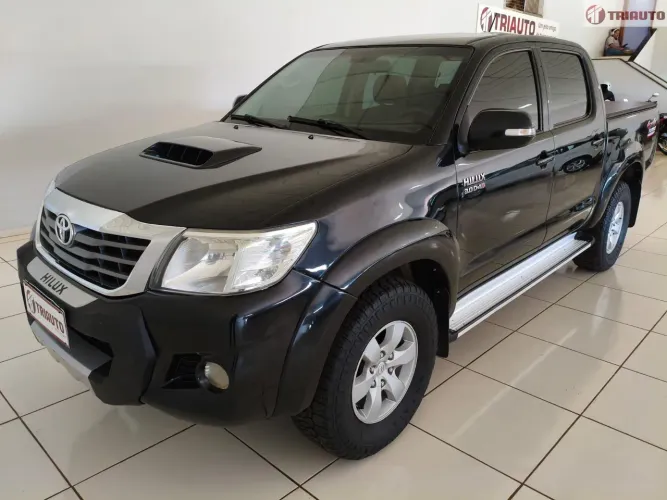 Toyota Hilux CD 4X4 2.8 Diesel Aut. 2013